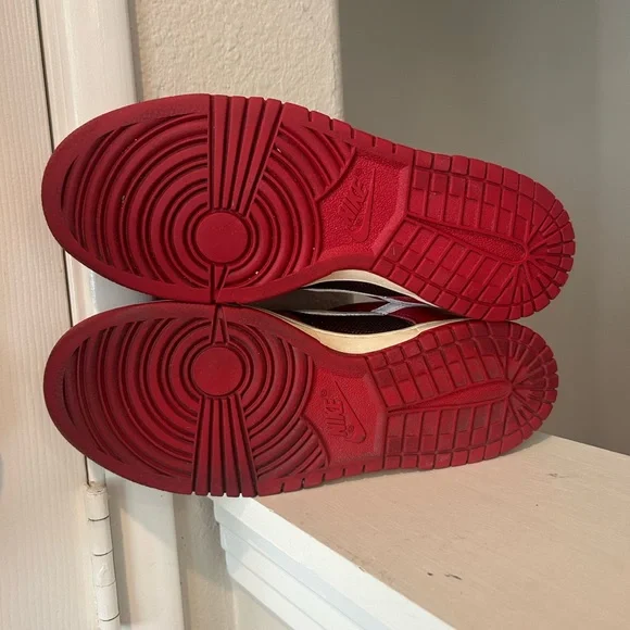 Women's Nike Dunk Low Cl 2009 Cherry Red 317815-612 Wmns 9 - Picture 8 of 9